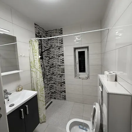 Apartment Ana *